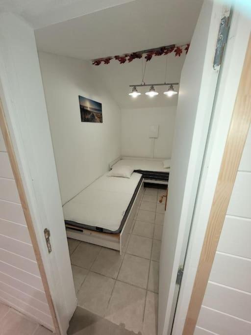 Beau Chalet 6 Personnes Avec Jacuzzi Tilly-sur-Seulles Eksteriør bilde