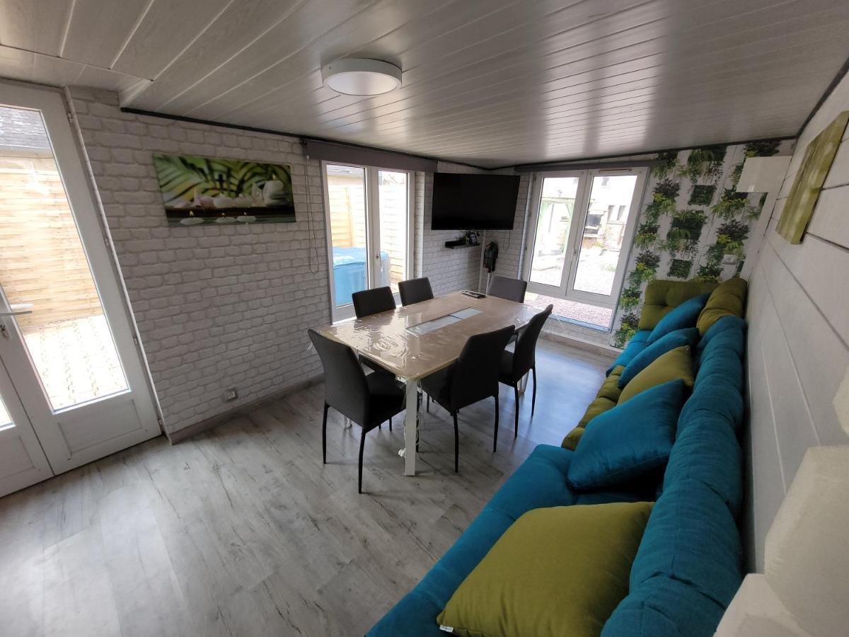 Beau Chalet 6 Personnes Avec Jacuzzi Tilly-sur-Seulles Eksteriør bilde